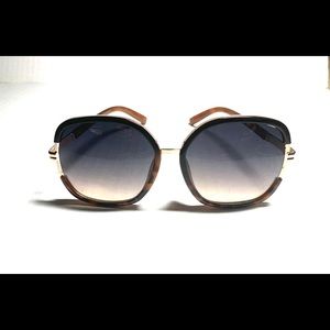 Jessica Simpson Large Frame Sunglasses